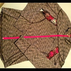 Brand new zip up women’s athletic top